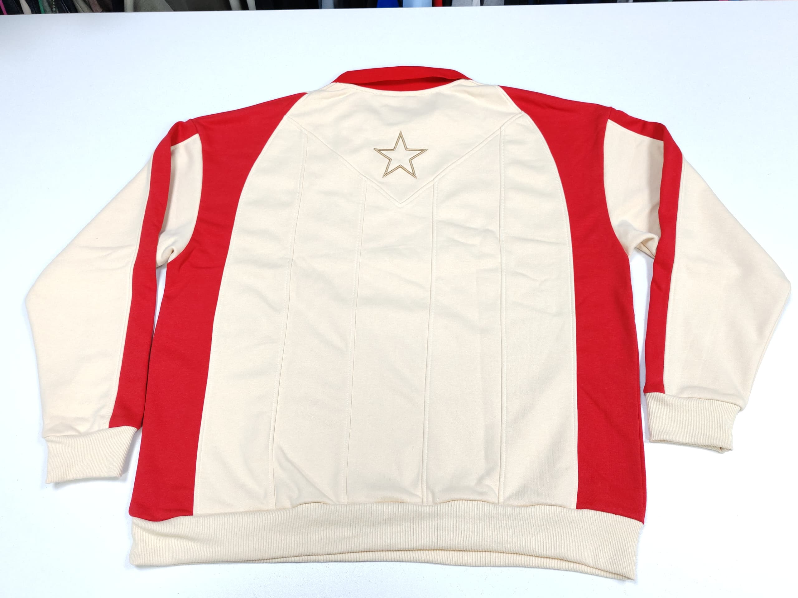 Herencia Rugby Pullover – Oversized — Galuarte rugby pullover, view 2