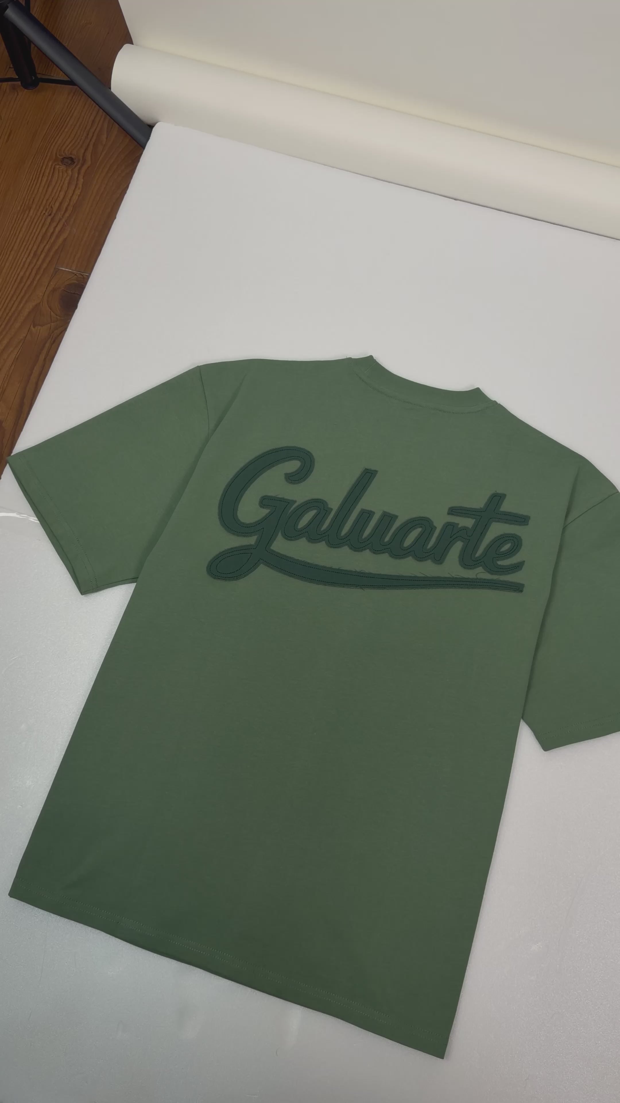 Verde Isla Tee - Oversize